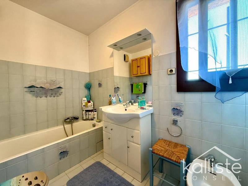 Maison - 104 m² - 5 pièces