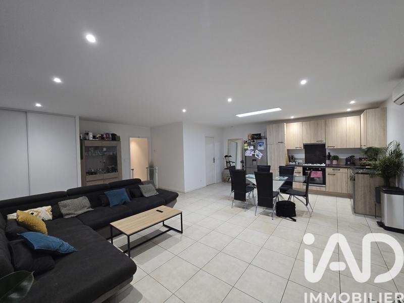 Maison - 102 m² - 4 pièces