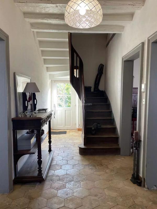 Maison - 161 m² - 5 pièces