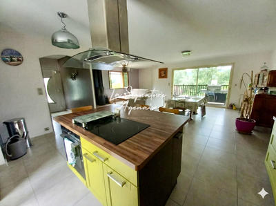 Maison - 128 m² - 5 pièces