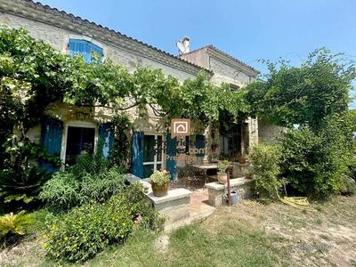 Mas - 218 m² - 6 pièces