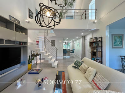 Duplex - 116 m² - 6 pièces