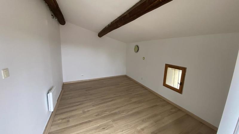 Maison de village - 100 m² - 4 pièces