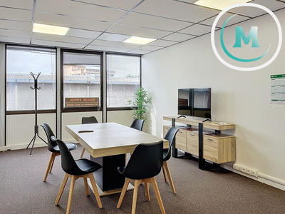 Bureau - 1 517 m²