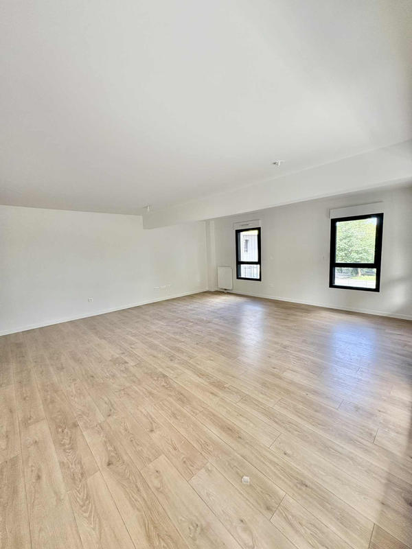 Appartement - 84 m² - 3 pièces