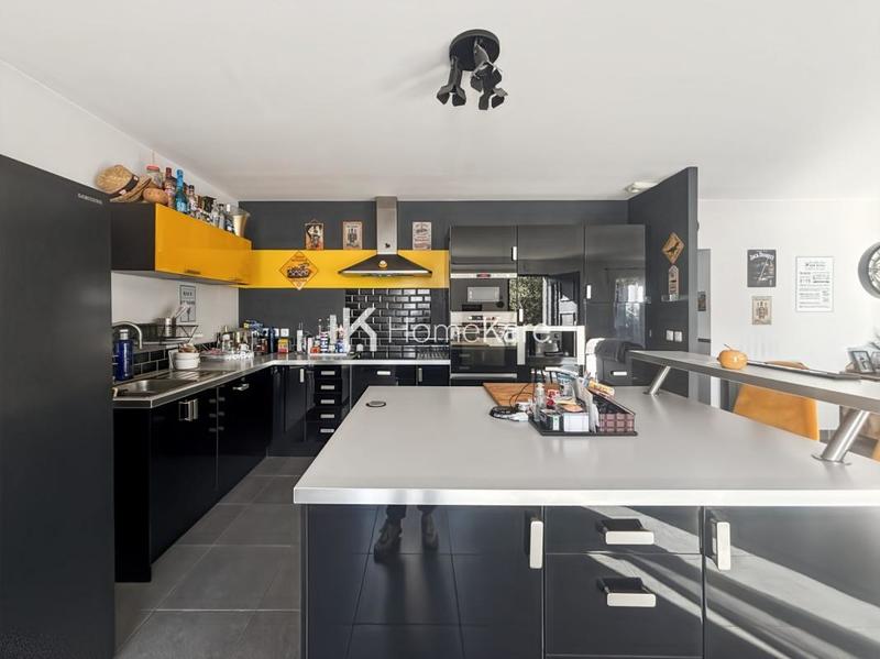 Maison - 130 m² - 6 pièces