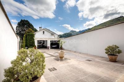 Maison d'architecte - 310 m² - 8 pièces