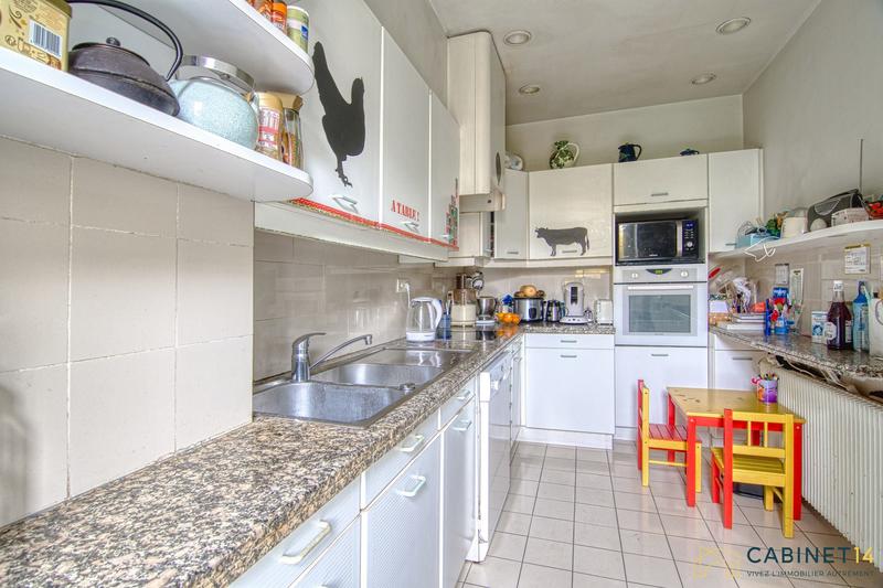 Maison - 342 m² - 9 pièces