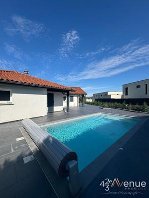 Maison - 175 m² - 5 pièces