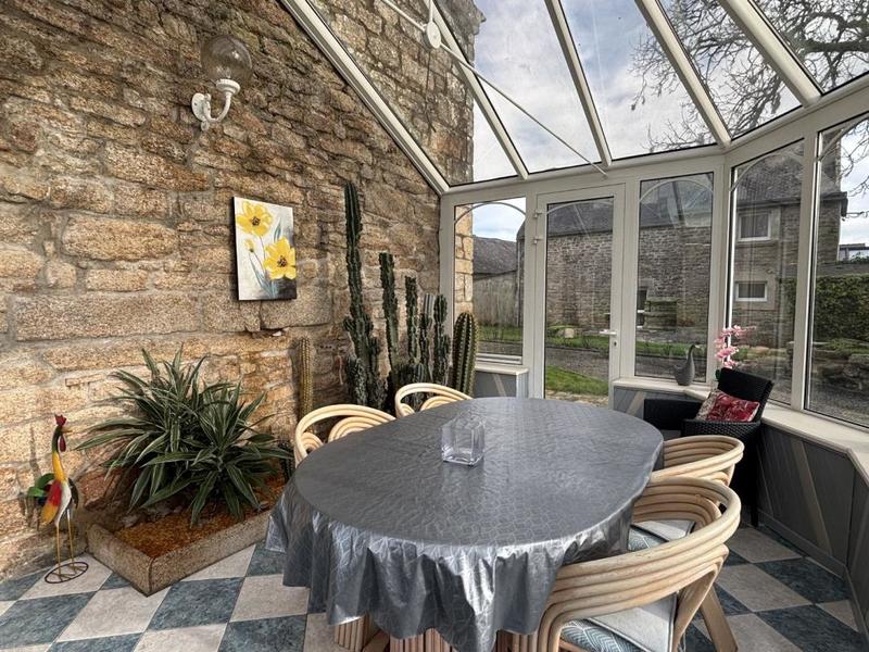 Corps de ferme - 360 m² - 15 pièces