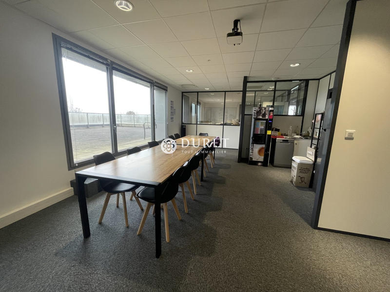 Bureau - 355 m²