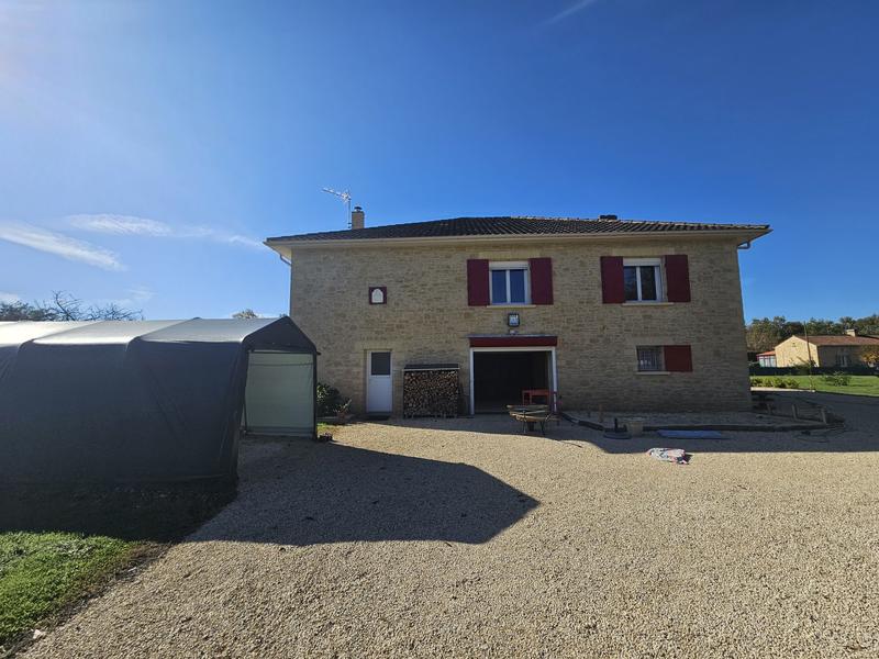 Maison - 163 m² - 5 pièces