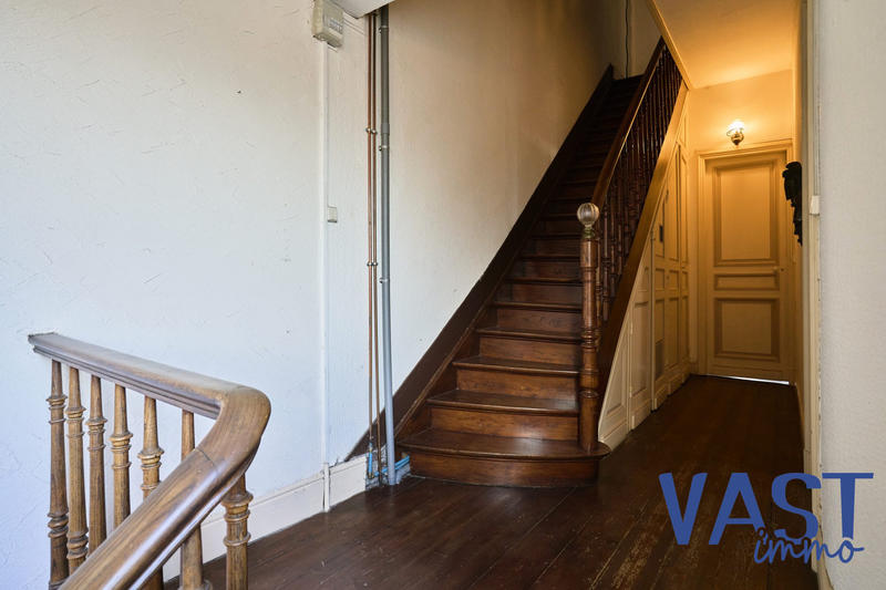 Maison - 183 m² - 6 pièces