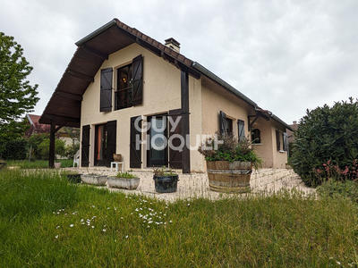 Maison - 140 m² - 7 pièces