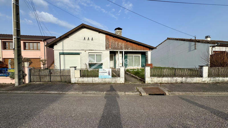 Maison - 90 m² - 5 pièces