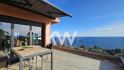 Villa - 215 m² - 7 pièces