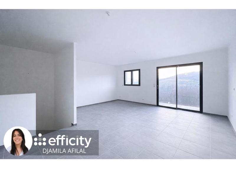 Appartement - 77 m² - 4 pièces