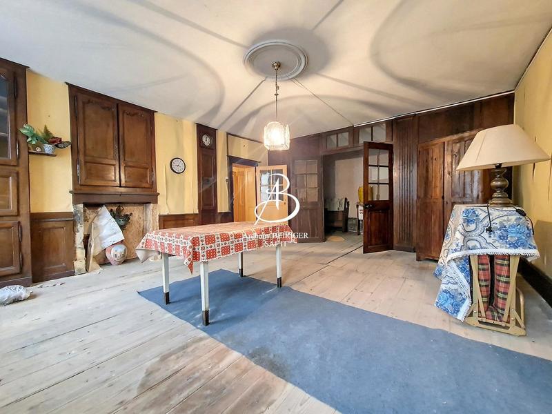 Maison - 390 m² - 10 pièces