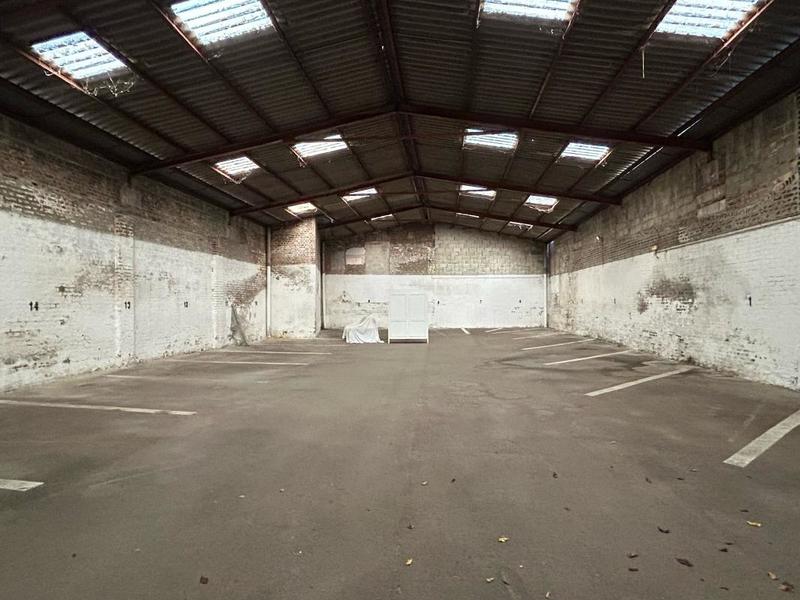 Maison - 285 m² - 1 pièce