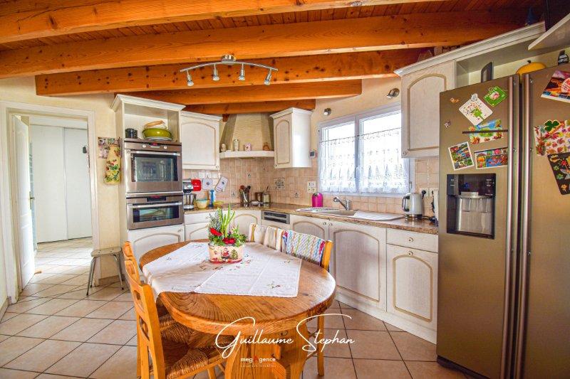 Maison - 151 m² - 5 pièces