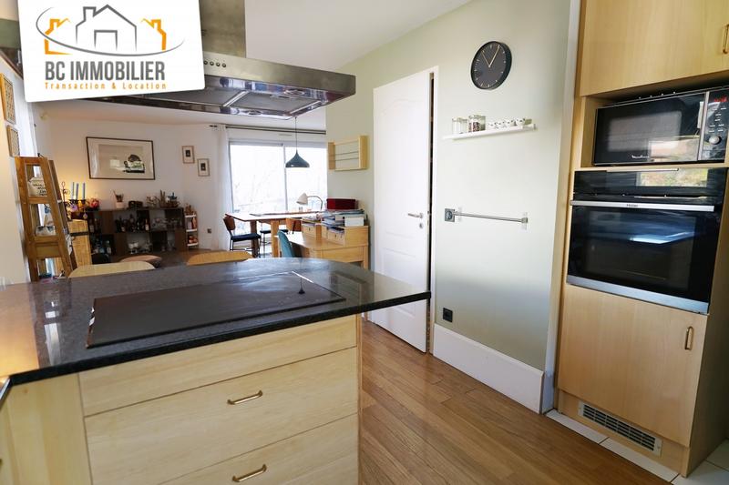 Maison - 167 m² - 6 pièces