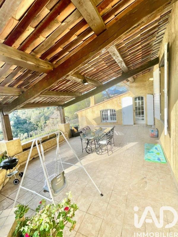 Maison - 145 m² - 5 pièces