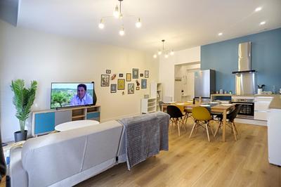 Appartement - 111 m² - 6 pièces