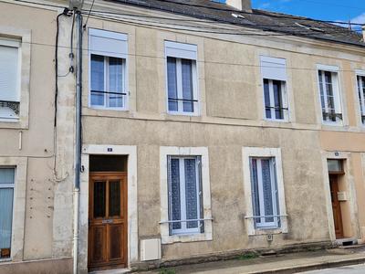 Maison - 87 m² - 5 pièces