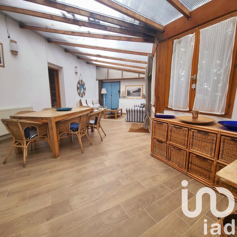 Maison - 528 m² - 17 pièces