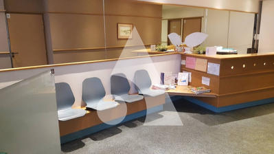 Local commercial - 130 m² - 5 pièces