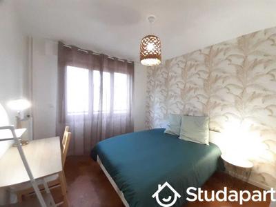 Chambre - 12 m² - 1 pièce