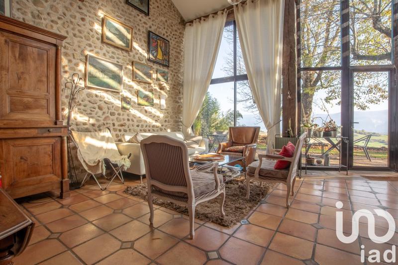 Maison - 183 m² - 5 pièces