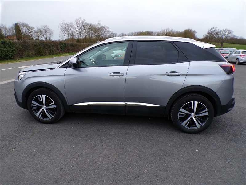 Peugeot 3008 II 1.5 BlueHDi 130 s&amp;S Allure