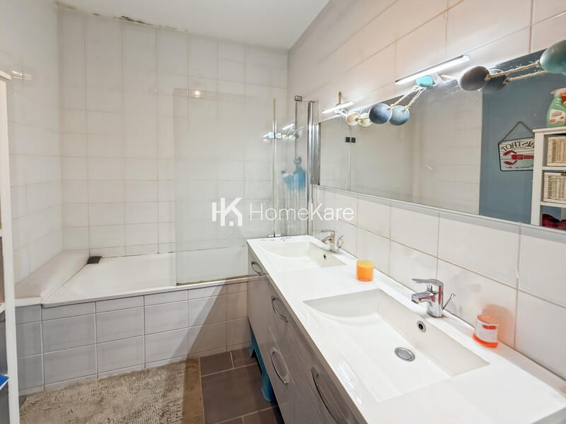 Appartement - 95 m² - 4 pièces