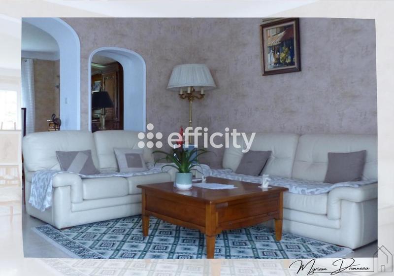 Maison - 200 m² - 6 pièces