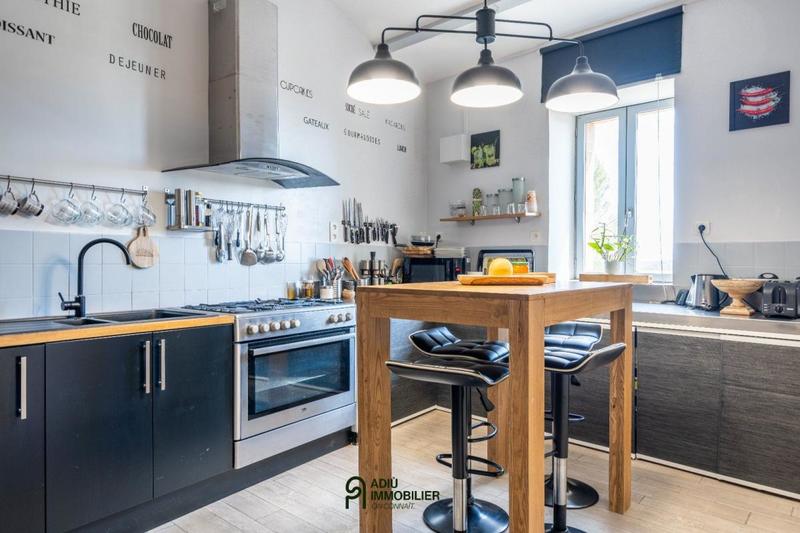 Maison de ville - 200 m² - 7 pièces