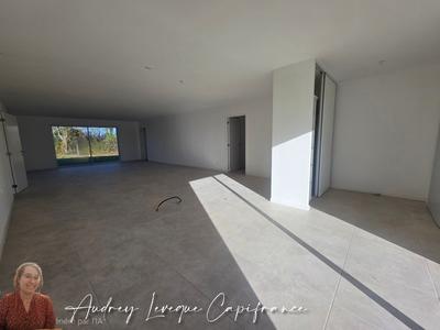 Maison - 141 m² - 5 pièces