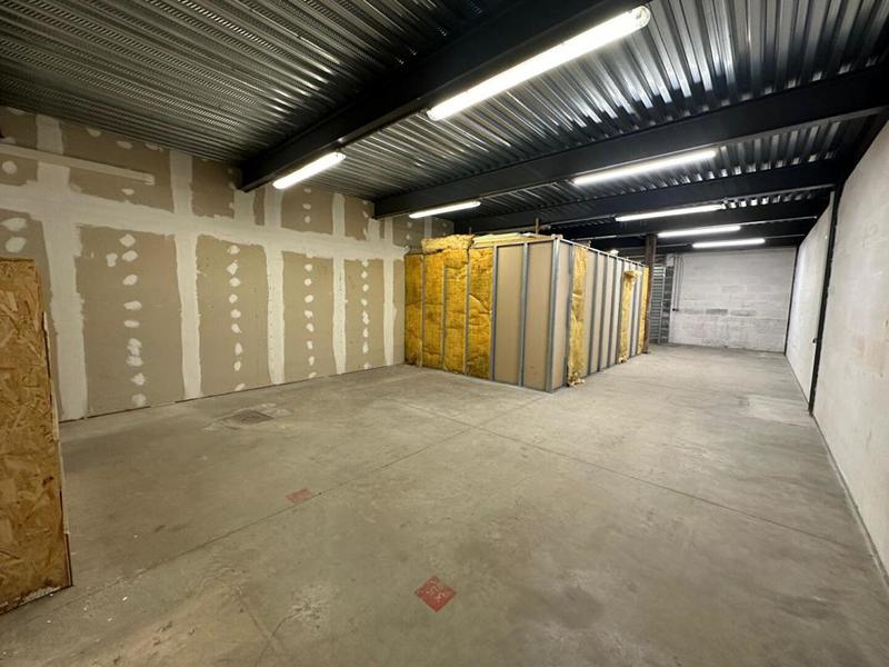 Entrepôt - 144 m²