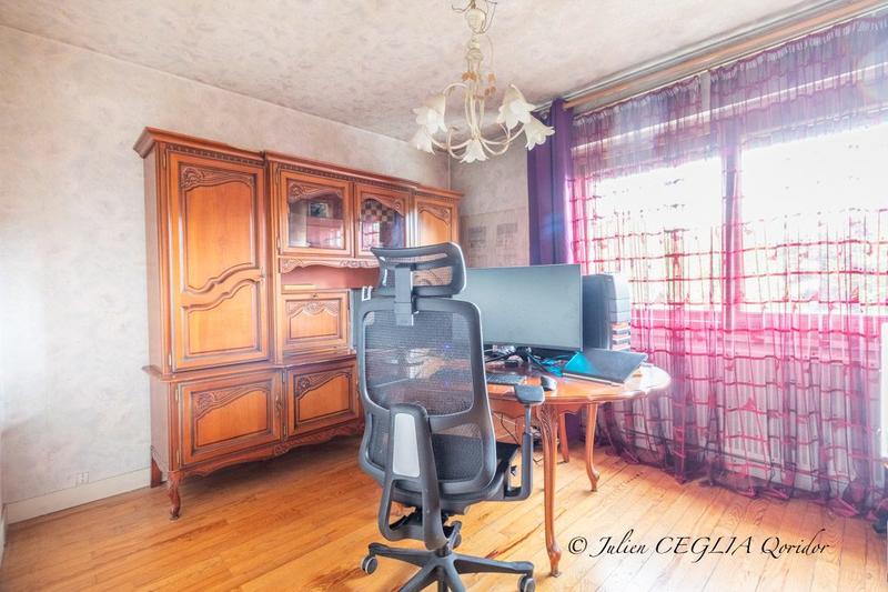 Maison traditionnelle - 175 m² - 7 pièces