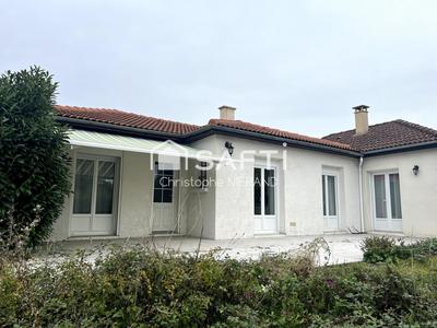 Maison - 104 m² - 7 pièces