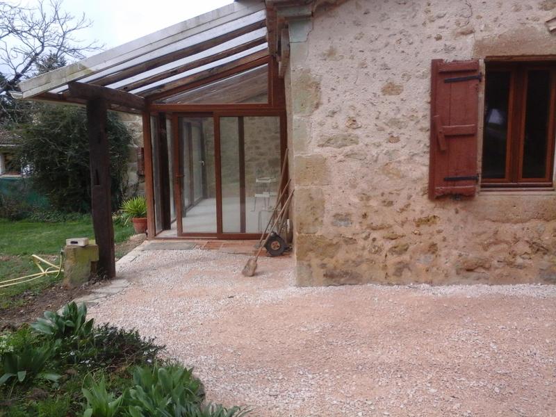 Maison en pierre - 77 m² - 3 pièces