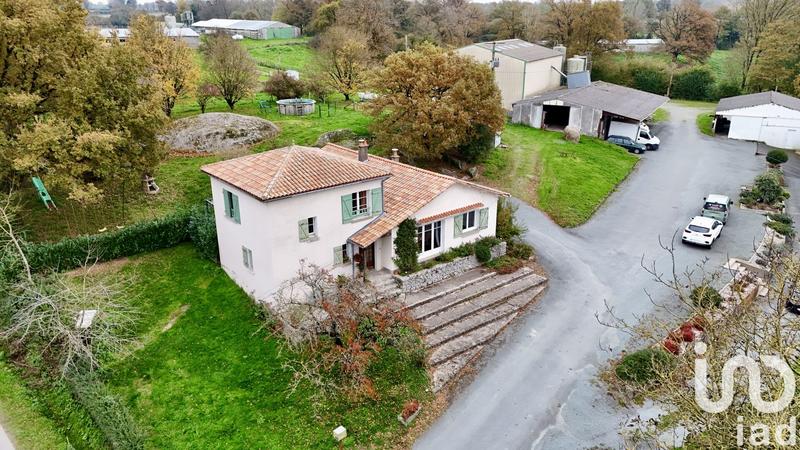 Maison - 150 m² - 8 pièces
