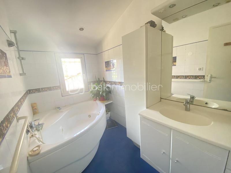 Villa - 124 m² - 6 pièces