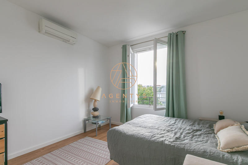 Maison - 276 m² - 8 pièces