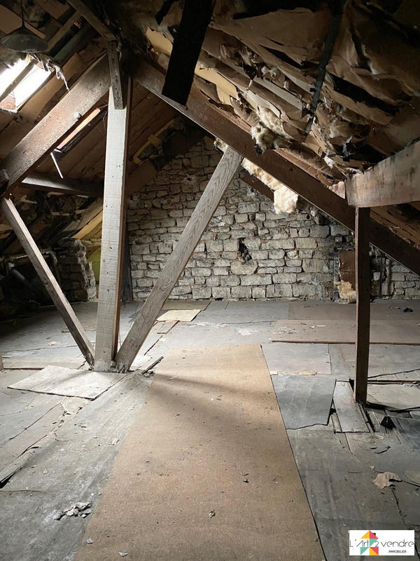 Maison traditionnelle - 165 m² - 8 pièces