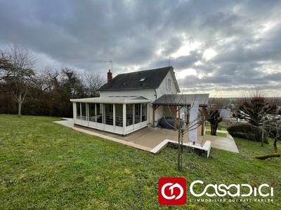 Maison traditionnelle - 146 m² - 4 pièces