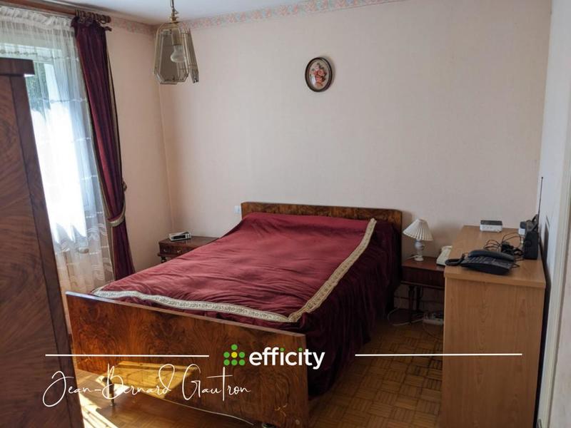 Maison - 95 m² - 5 pièces