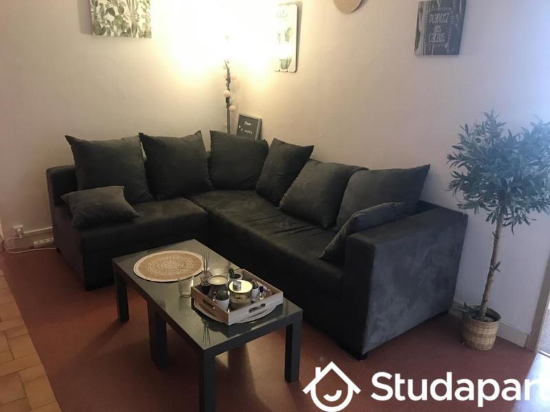 Chambre - 11 m² - 1 pièce