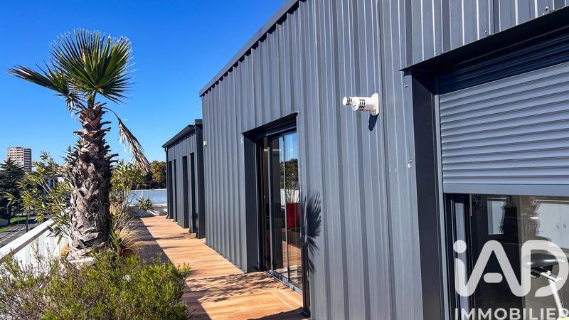 Appartement - 151 m² - 5 pièces