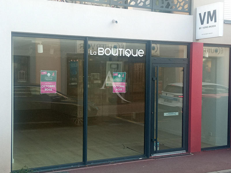 Local commercial - 75 m² - 1 pièce